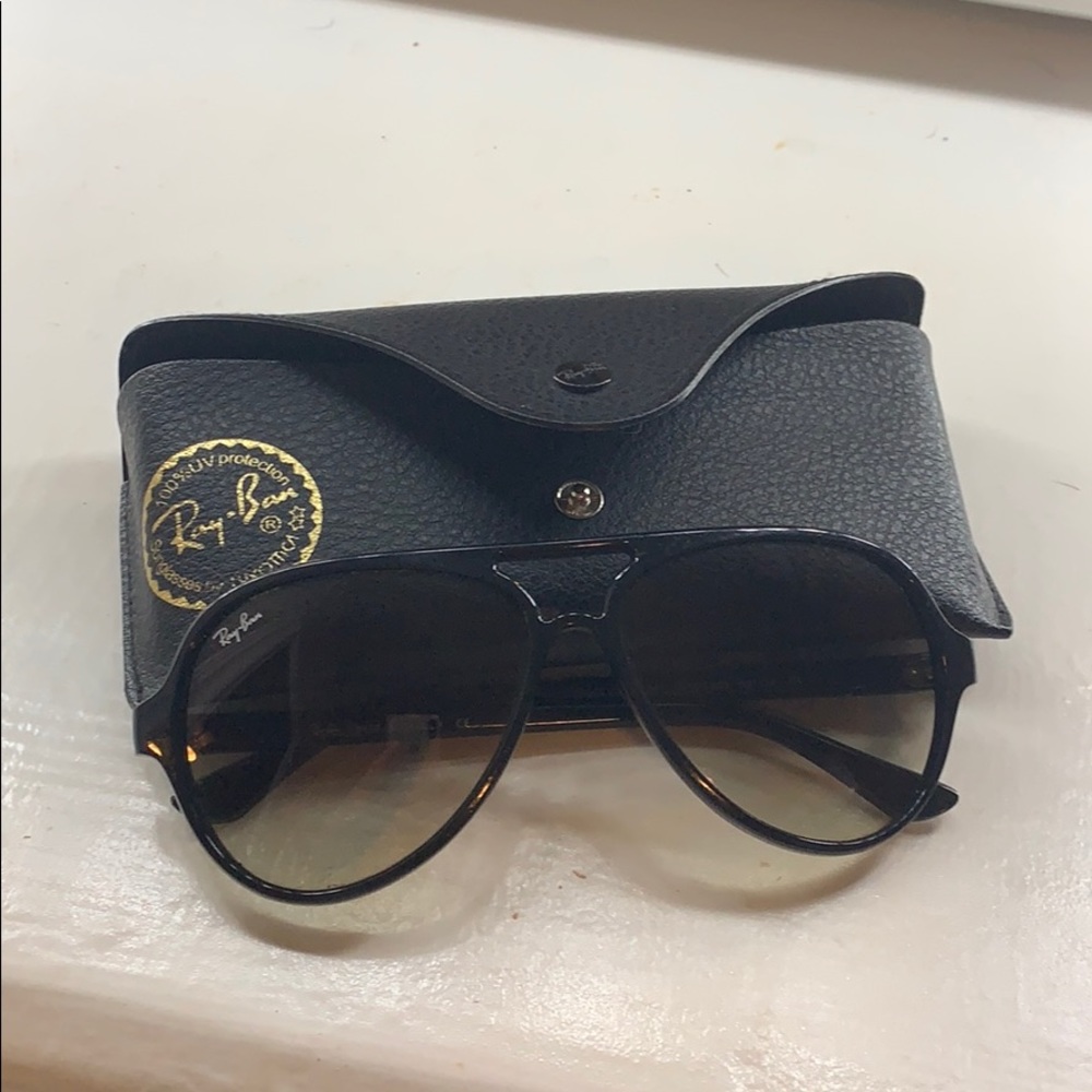 Ray ban sunglasses